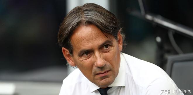 在教练组临 在教练组临